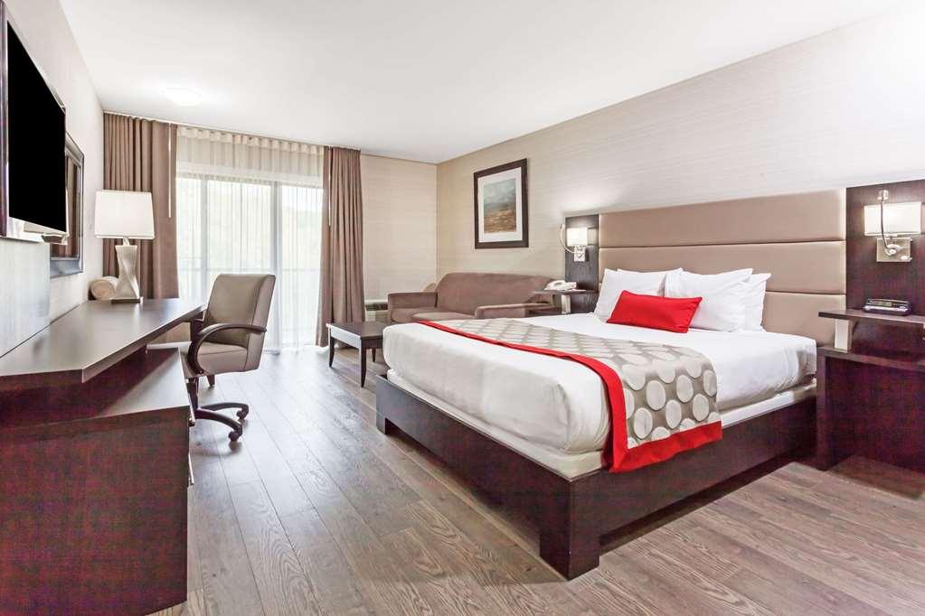 Ramada By Wyndham Ottawa On The Rideau Hotel Room photo